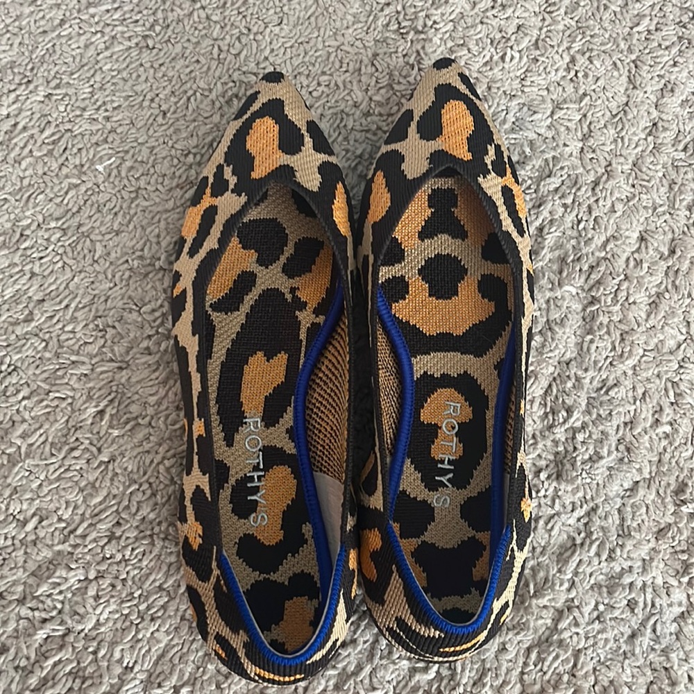 Big cat Rothy’s- final sale from the website.